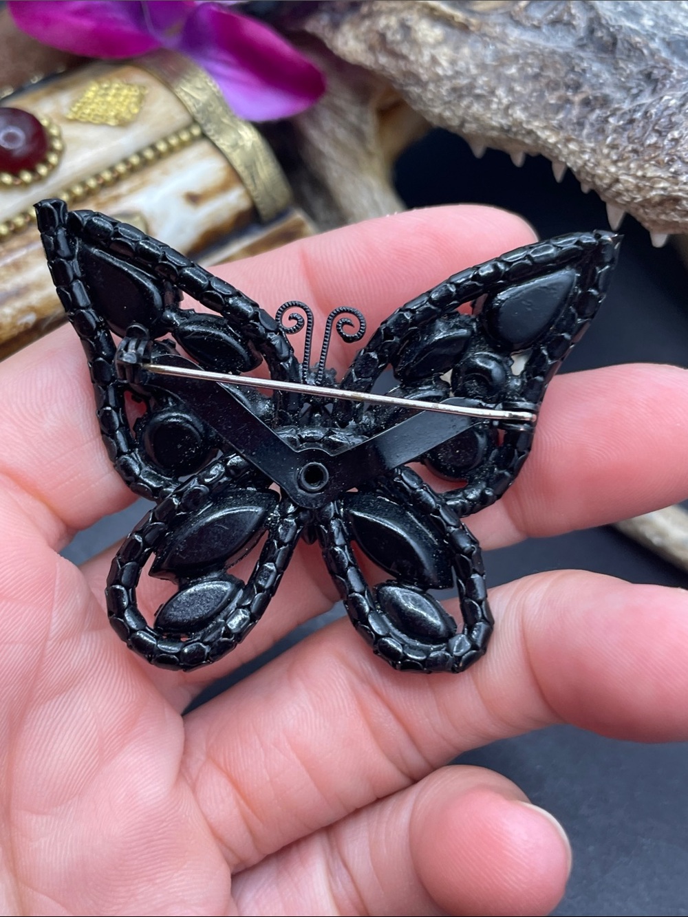 Rhinestone butterfly brooch vintage - Picture 3 of 4